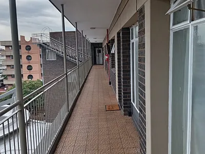 1.5 Bedroom Apartment For Sale in Pretoria - uvWr.webp