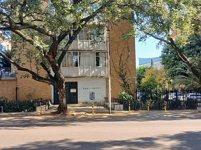 2.5 Bedroom Apartment For Sale in Pretoria - R4xl.webp