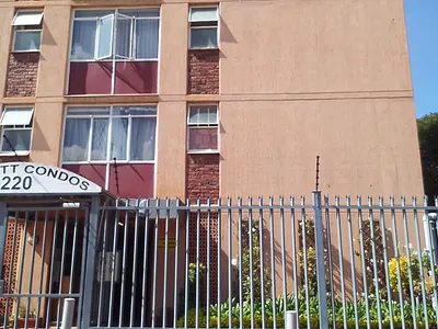 3 Bedroom Apartment To Rent in Arcadia, Pretoria - bEOd.webp