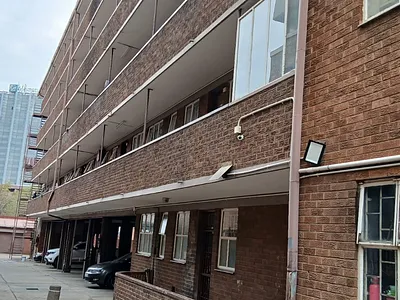 3 Bedroom Apartment For Sale in Pretoria - img