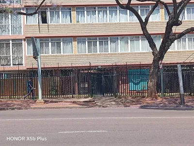 1 Bedroom Apartment For Sale in Pretoria - img