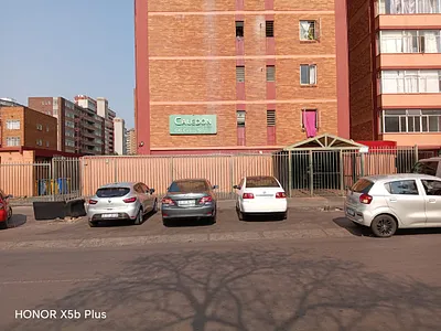2.5 Bedroom Apartment For Sale in Pretoria - img