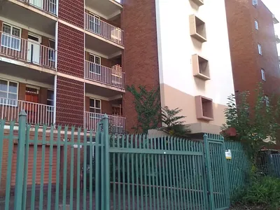 5 Bedroom Apartment For Sale in Pretoria - VkJw.webp