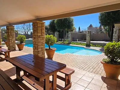 1 Bedroom Apartment To Rent in Sandton - img
