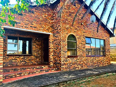 4 Bedroom House For Sale in Pietermaritzburg - NZp6.webp