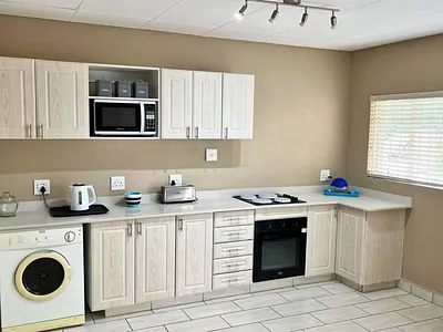 2 Bedroom Townhouse For Sale in Pietermaritzburg - 3f2A.webp