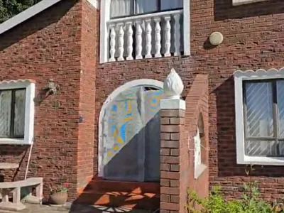 3 Bedroom House For Sale in Durban - HW2c.webp