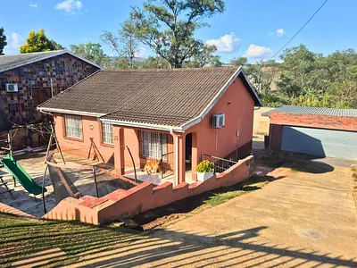 3 Bedroom House For Sale in Pietermaritzburg - lxoJ.webp