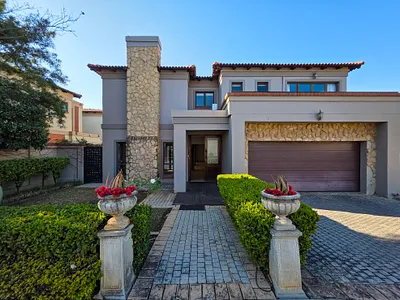 5 Bedroom House For Sale in Pretoria - F3vu.webp