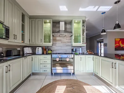4 Bedroom House For Sale in Pretoria - r9qk.webp