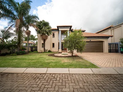 4 Bedroom House For Sale in Pretoria - dyOp.webp