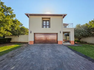4 Bedroom House For Sale in Pretoria - kxcE.webp