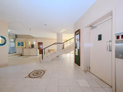 2 Bedroom Apartment For Sale in Johannesburg - qrQ2.webp