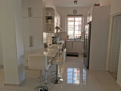 2 Bedroom Apartment For Sale in Johannesburg - F69Y.webp