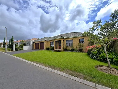3 Bedroom House For Sale in Kraaifontein - oNLy.webp