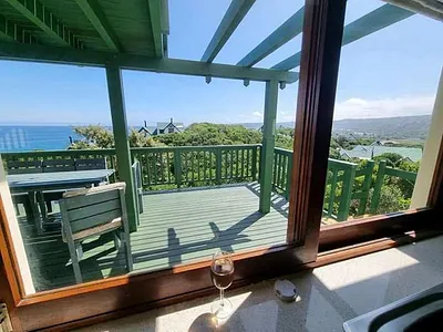 3 Bedroom House For Sale in Wilderness - img