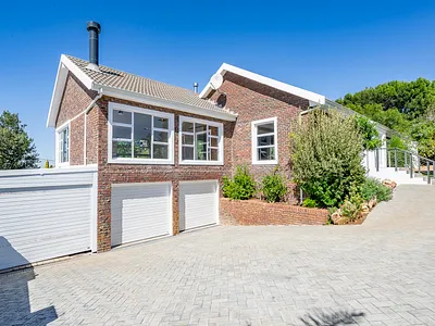 4 Bedroom House For Sale in Bellville - WIVI.webp