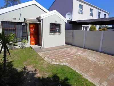 2 Bedroom House For Sale in Kraaifontein - nqXP.webp