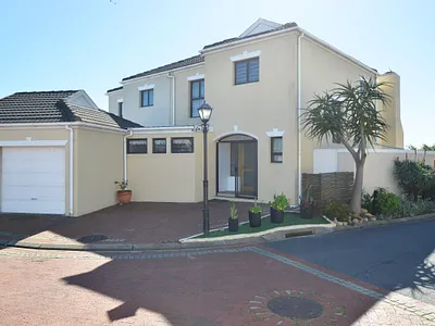 3 Bedroom House For Sale in Milnerton - img
