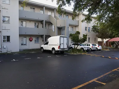 2 Bedroom Apartment For Sale in Bellville - pUKd.webp