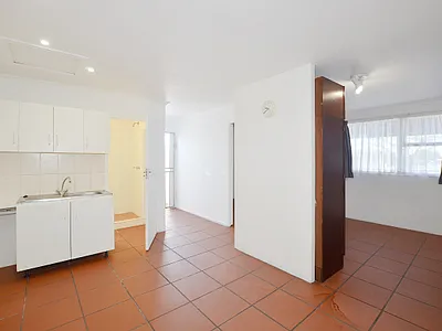 2 Bedroom Apartment To Rent in Bellville - UR6d.webp