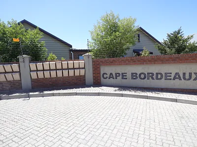 3 Bedroom Townhouse To Rent in Brackenfell - img