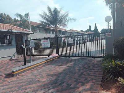 2 Bedroom Townhouse For Sale in Kempton Park - Mjdb.webp