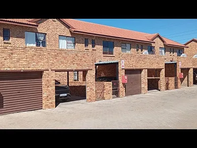 2 Bedroom Apartment For Sale in Benoni - YU8Z.webp