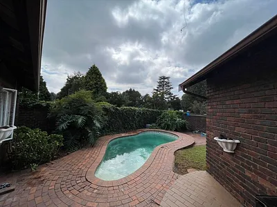 3 Bedroom Townhouse For Sale in Kempton Park - 5WX3.webp