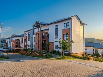 3 Bedroom Apartment For Sale in Ballito - Wct5.webp