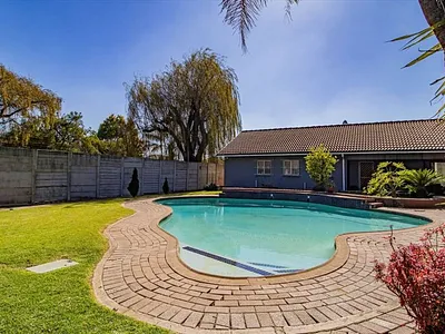 7 Bedroom House For Sale in Kempton Park - Mdse.webp