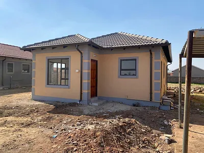 2 Bedroom House For Sale in Boksburg - V8fP.webp
