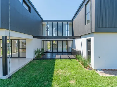 4 Bedroom House For Sale in Ballito - 5jhC.webp