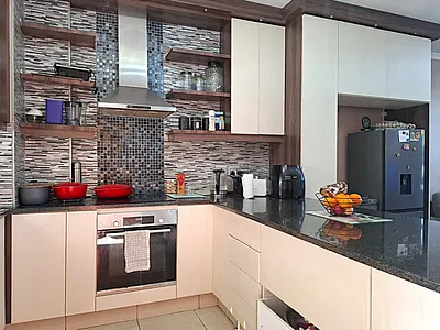 2 Bedroom Apartment For Sale in Tongaat - KjE9.webp