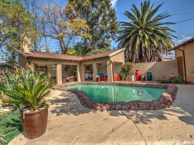 3 Bedroom House For Sale in Kempton Park - YUmX.webp