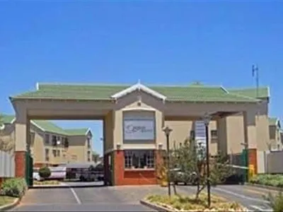 2 Bedroom Townhouse For Sale in Kempton Park - NXJJ.webp