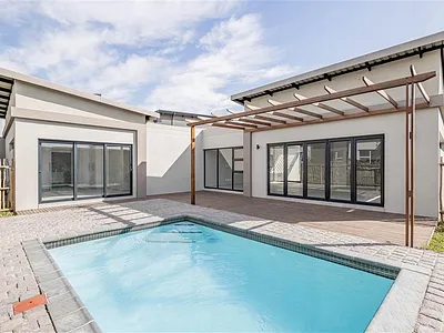 4 Bedroom House For Sale in Ballito - kVaM.webp