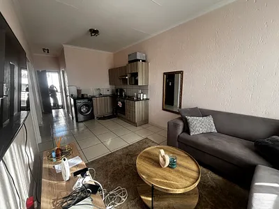 2 Bedroom Apartment To Rent in Sandton - 1J5z.webp