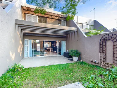 2 Bedroom Townhouse For Sale in Johannesburg - img