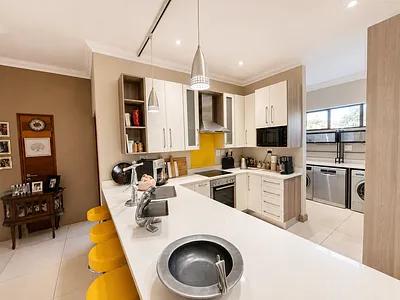 3 Bedroom Apartment To Rent in Sandton - JDy6.webp