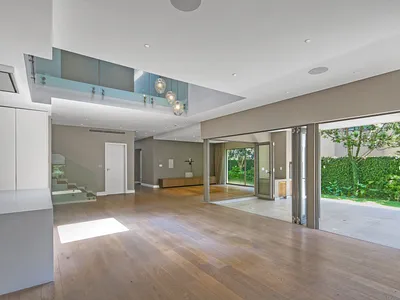 4 Bedroom Townhouse For Sale in Sandton - uyHx.webp