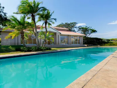 2 Bedroom Apartment For Sale in Ballito - ud5H.webp