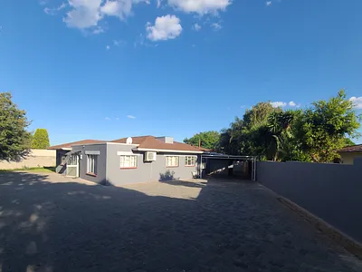 3 Bedroom House To Rent in Johannesburg - XGSn.webp