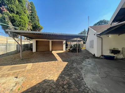 3 Bedroom House For Sale in Kempton Park - CZFp.webp
