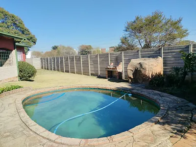 3 Bedroom House For Sale in Kempton Park - ZafK.webp