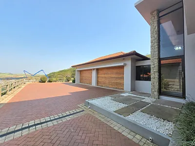 5 Bedroom House To Rent in Ballito - Dycu.webp