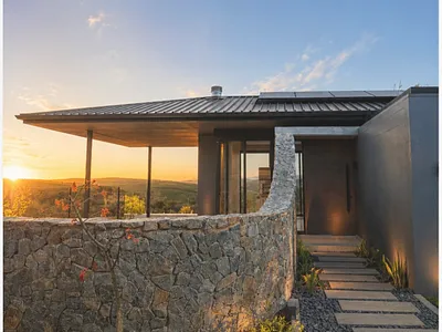 4 Bedroom House For Sale in Ballito - D7hy.webp