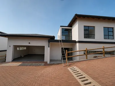 3 Bedroom House For Sale in Ballito - ypb2.webp