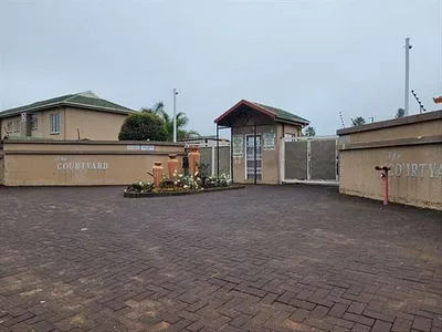 2 Bedroom Apartment For Sale in Kempton Park - gxWC.webp