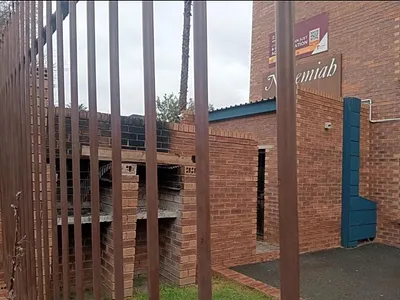 2 Bedroom Apartment For Sale in Kempton Park - G22c.webp